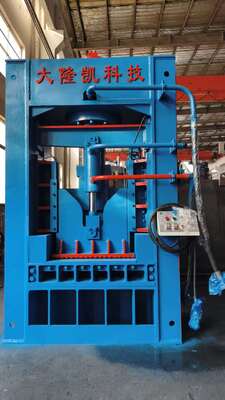 Μέγιστη δύναμη διάτμησης 250 τόνων, μήκος λεπίδας 800mm, Q15-2500 Υδραυλική μηχανή διάτμησης πλάκας Gantry